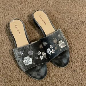 Velvet embroidered sandals